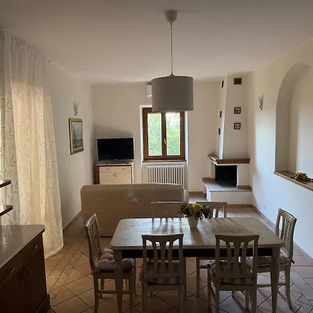 Lägenhet La Casa Di Alba *